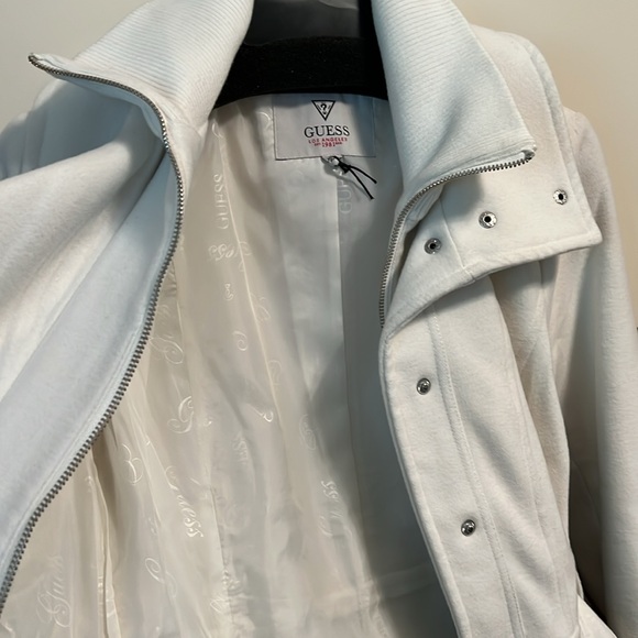 Guess Ivory Zip-Up Jacket NWOT - Picture 3 of 6
